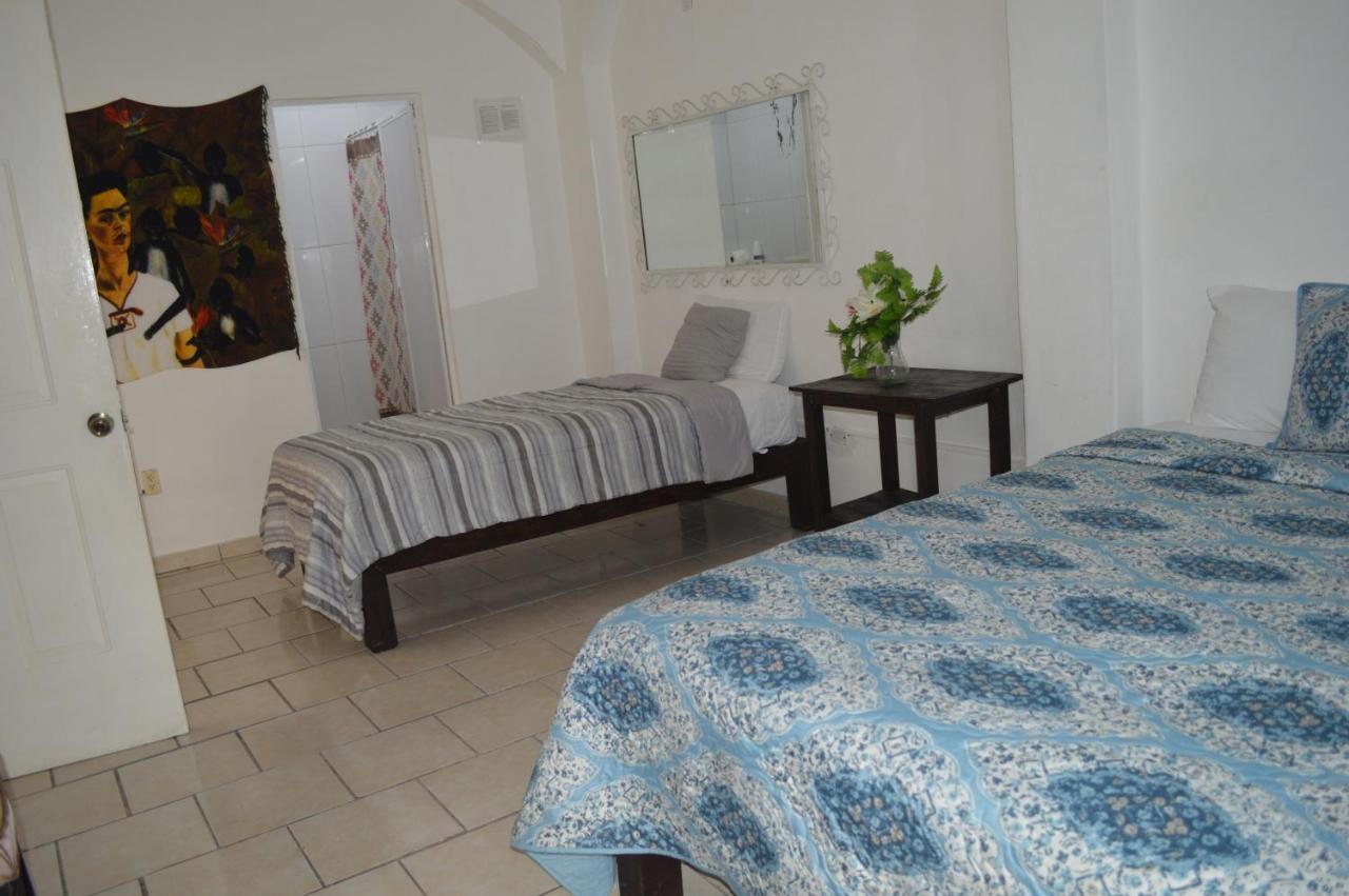 Alexandross Hostel Puerto Vallarta Exteriér fotografie